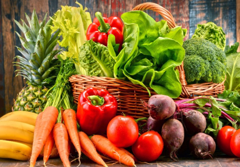 Image of fruits and vegetables to go along with the 12 tips of the new year